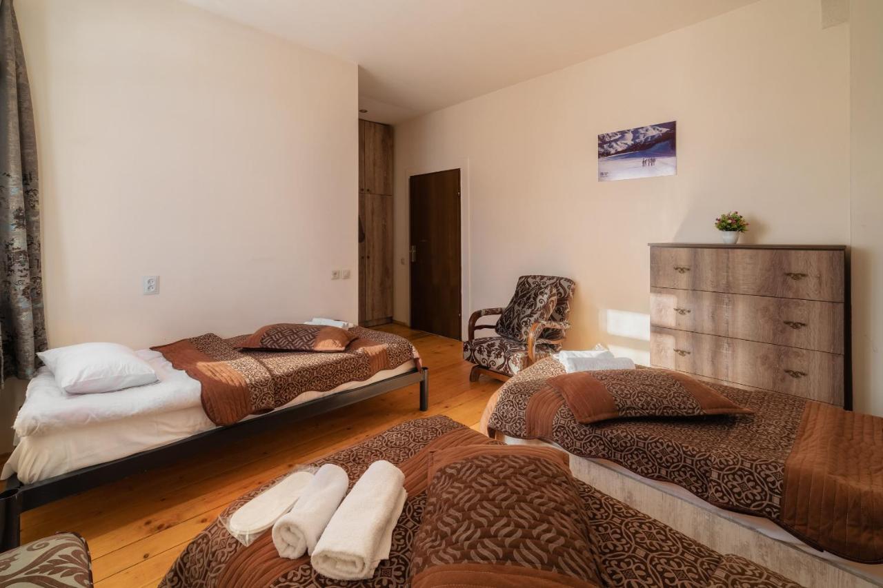 Snow Time Cottage Gudauri Exterior photo