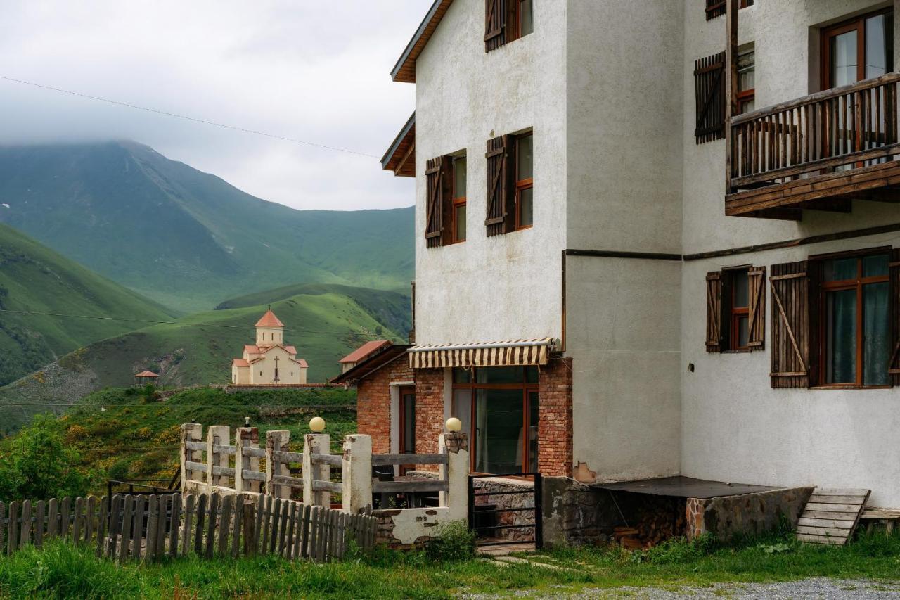 Snow Time Cottage Gudauri Exterior photo